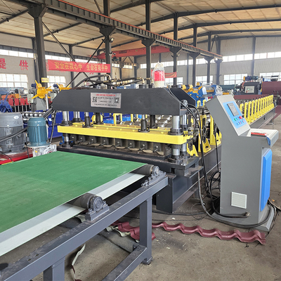 Otomatik Renkli Çelik Çatı Kiremiti Rulo Şekillendirme Makinesi