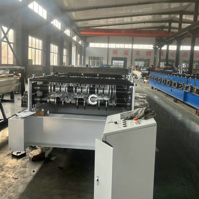 YX1000 0.3-1.2mm Zemin Güvertesi Çelik Profil Rulo Yapım Makinesi 380VAC Türkiye Pazarı İçin