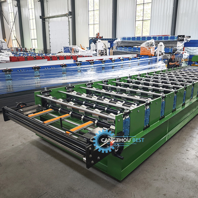 Yüksek Hızlı Kolombiya Popüler Tasarım IBR Trapezoidal Çatı Paneli Yaprak Rulo Yapım Makinesi