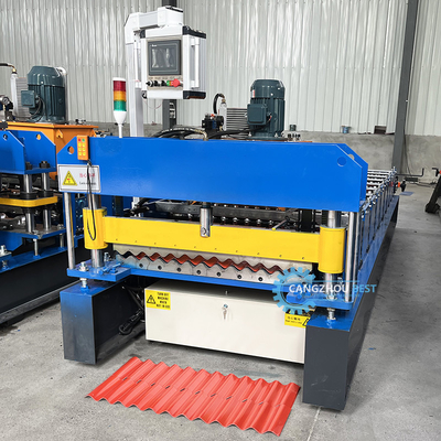PPGI Zincirle İndirilmiş Elektrikli 3KW Gürültülü Profil Çatı Yaprak Rulo Formasyon Makinesi
