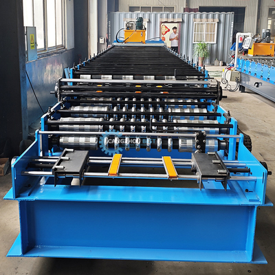 Hidrolik Kesme 5.5kw Galvanizli Çelik Çift Katmanlı Çatı Paneli Profil Rulo Yapım Makinesi