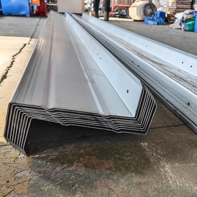 Ağır Görevli 1.5-3.0mm Czu Galvanizli Çelik Purlin Yapma Rulo Formasyon Makinesi