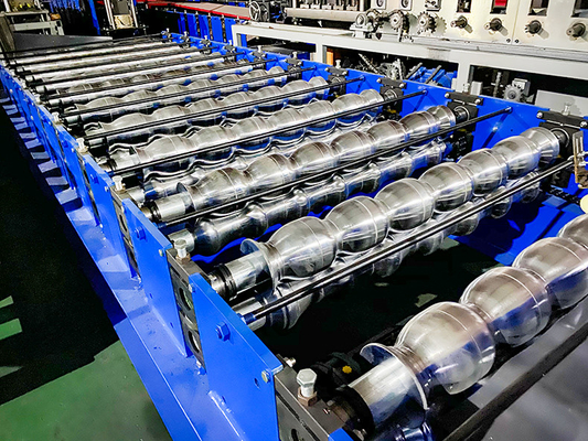 Galvanizli Çelik Hidrolik Kesim Çatı Paneli camlı kiremit rulo şekillendirme makinesi Soğuk