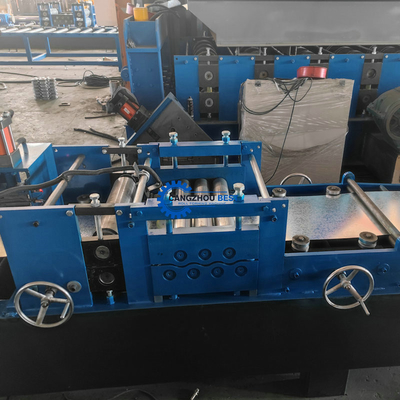 Hidrolik Kesme Kendiliğinden Kilitlenmiş Galvanizli Çelik Kapı Çerçeve Rulo Yapım Makinesi