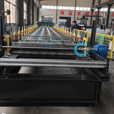 Rusya Popüler Tasarım Galvanizli Çelik Çatı Kelepçesi Yapma Rulo Formasyon Makinesi