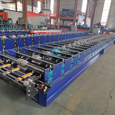Rusya Popüler H44 Çelik Profil Galvanizli Çatı Paneli Rulo Yapım Makinesi