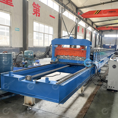 Servo Motorlu Çelik Profil Decking Rulo Şekillendirme Makinesi