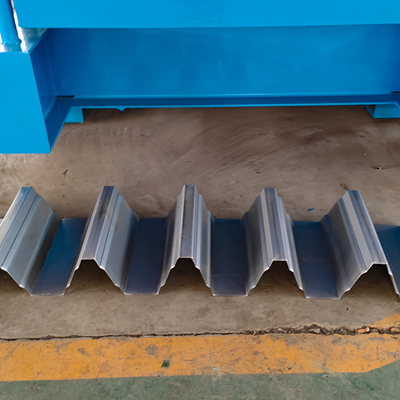 Otomatik Galvanizli Metal Döşeme Kat Levhası Rulo Şekillendirme Makinesi