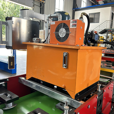 Renkli Çelik Kendinden Kilitli Metal Levha Haddeleme Rulo Şekillendirme Makinesi PLC Kontrolü