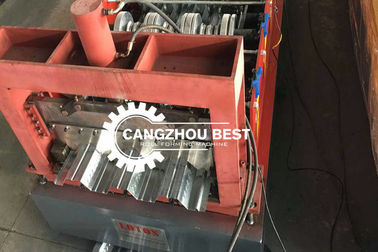 Bobin Genişliği 1250mm Metal Çelik Galvanizli Zemin Taşlama Yapımcılığı Rulo Formasyon Makinesi