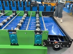 Renkli Çelik Profil Yüksek Hızlı Kırbaç/R Panel Çatı Yaprakları Rulo Yapım Makinesi