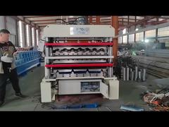 Üç katmanlı çatı makinesi